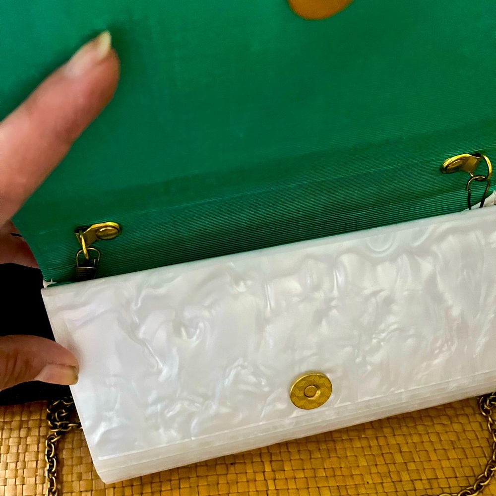KURT GEIGER CLUTCH! Chic Eye-Design Clutch in White and Teal - Picture 6 of 10
